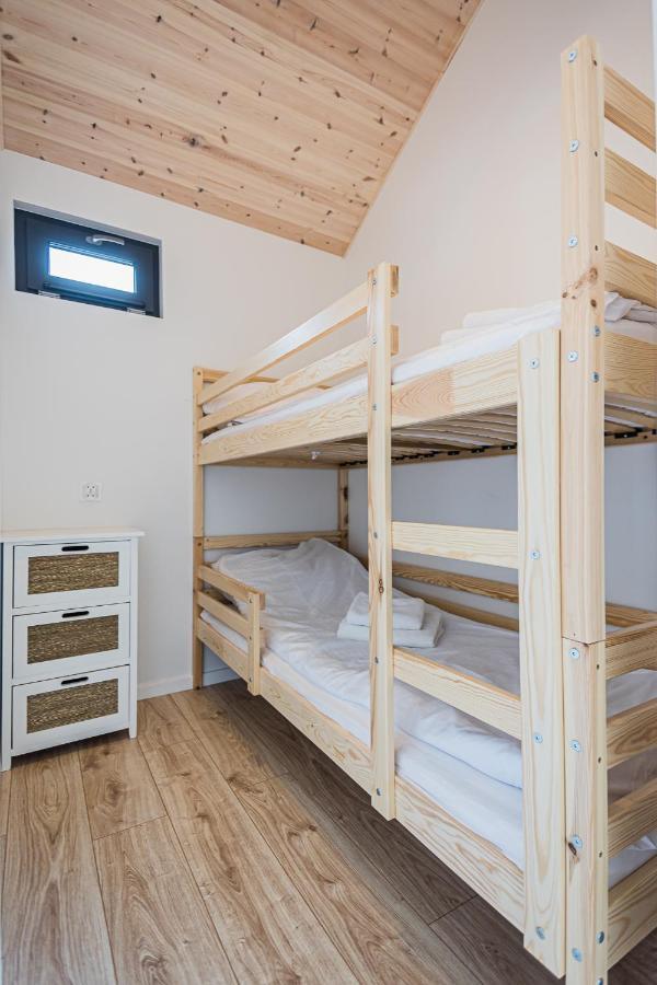 Nowe Domki Deluxe Z Widokiem Na Zatoke Z Basenem I Sauna Oslonino Dış mekan fotoğraf
